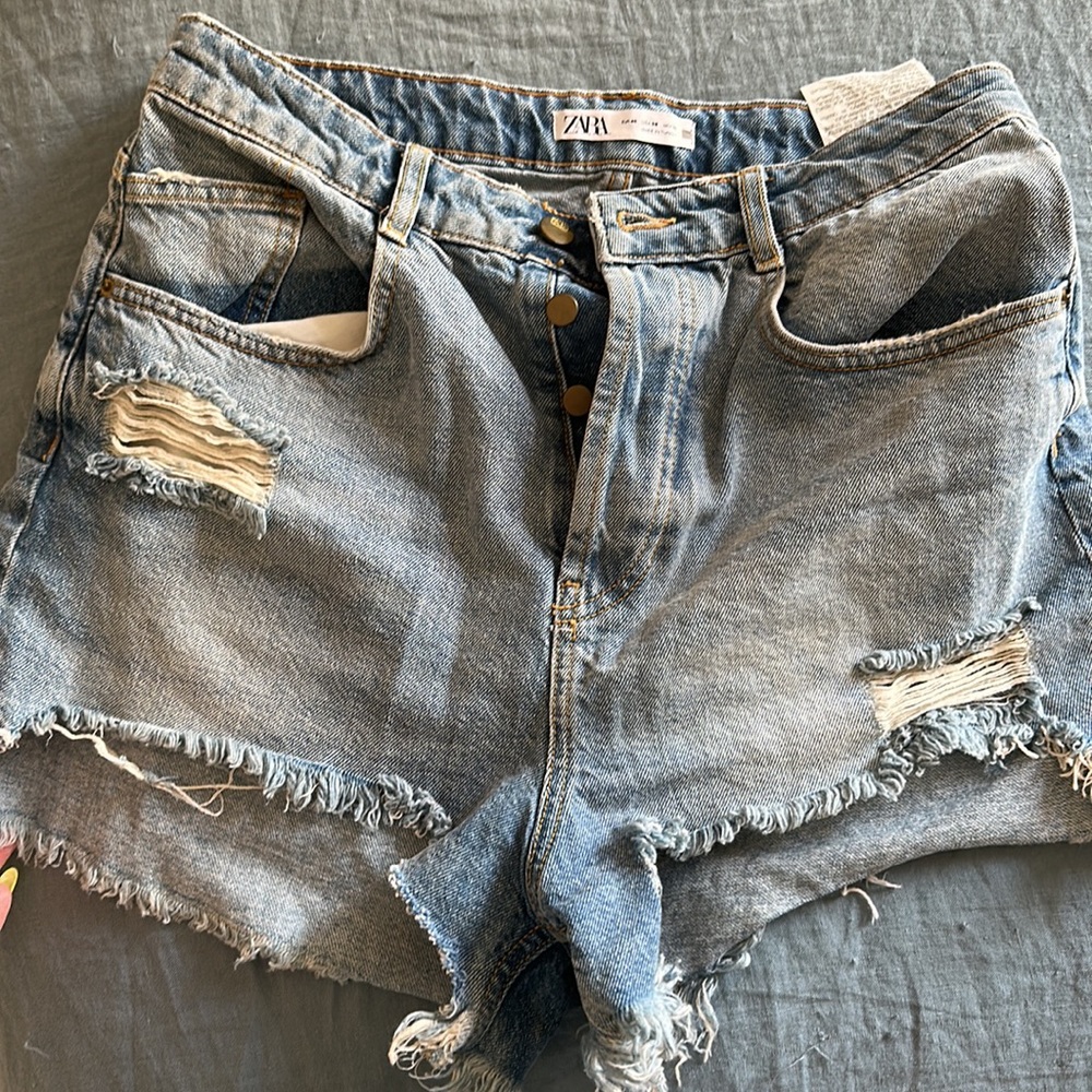 ZARA - Denim Short - Size US 8